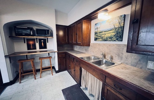 West Allis Apartment | Kegel's Inn - Studio - Classic Apartment #4
