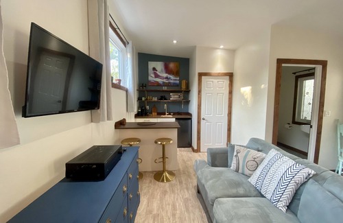 Grimsby House | Kelly’s Secret Garden Studio