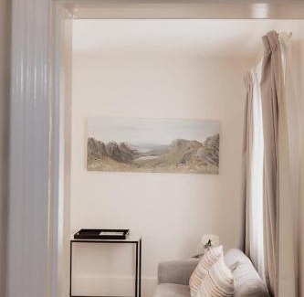 Battery Point Apartment | Kelly Street Cottage in Historic Battery Point