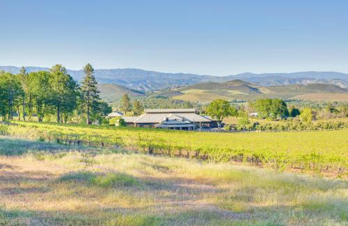 Kelseyville House | Kelseyville Cottage Private Deck and On-Site Winery