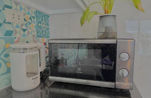 Trang Tien Apartment | Kem APT- Downtown- Quiet-18 Ngô Quyền