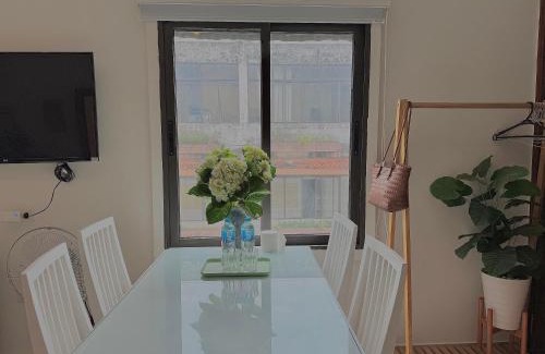 Trang Tien Apartment | Kem APT- Downtown- Quiet-18 Ngô Quyền