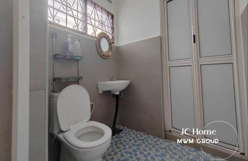 Johor Bahru House | Kempas Kampung style 12pax Family Suites