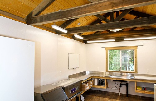 Soldotna Cabin | Kenai Riverfront Cabin, Private Fishing Platforms, Newly Remodeled