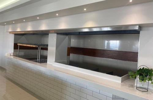 Quigney Beach Hotel | Kennaway Hotel