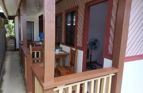 Port Barton House | Kennie's Homestay