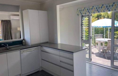 Richmond Heights Villa | Kensington Estate - classy two bedroom roomy house