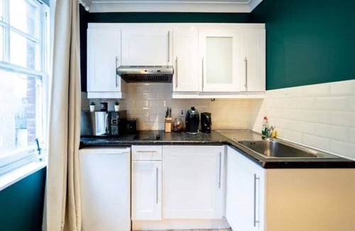 West Kensington Apartment | [Kensington-Olympia]London Studio Apartment