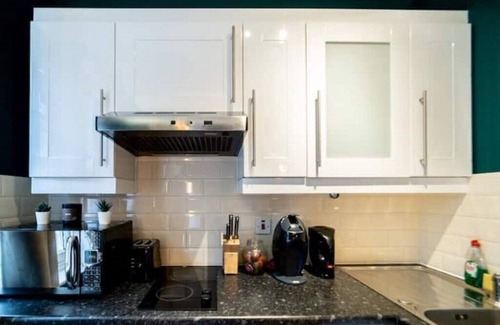 West Kensington Apartment | [Kensington-Olympia]London Studio Apartment