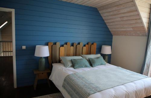 Saint-Guenole House | Ker Karreg (La Maison du Rocher)