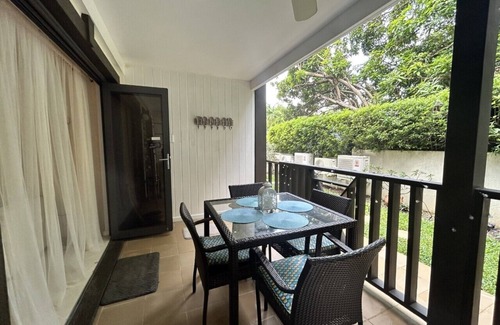 Holetown Apartment | Kerensa, beautiful modern apt, Holetown, close to all amenities