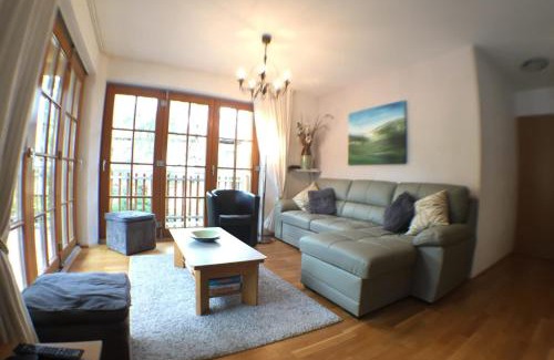 Rauris Apartment | Kerstin 4 by SMR Rauris Apartments - inc Spa and near Gondola
