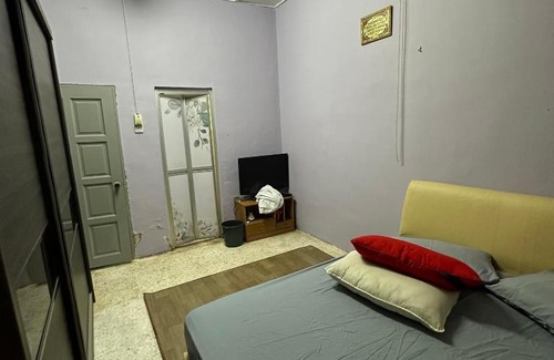Malacca City House | Kesidang Purrfect Homestay