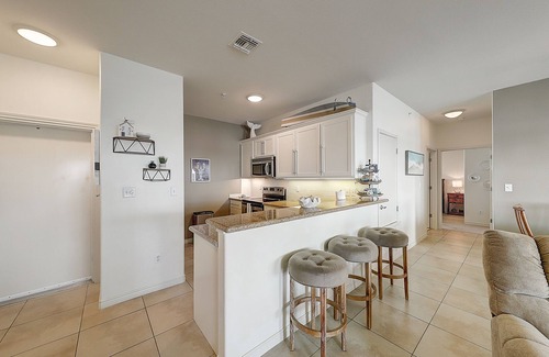 Key Allegro Condo | Key Allegro Island condo with bay views, central AC, W/D - snowbirds + dogs ok