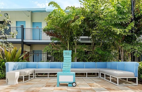 New Town House | Key West Dream! 4 Serene Units, Pool, Restaurant, Parking, Gym!