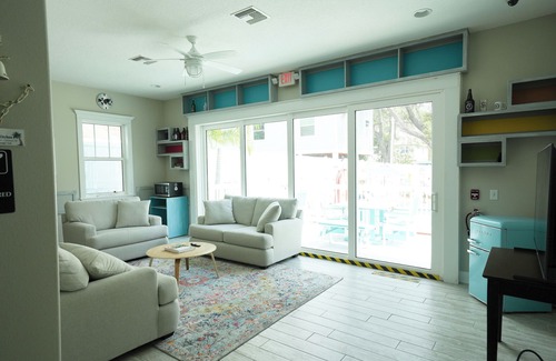 Dunedin Apartment | Key West Style Apartment - with pool/hot-tub