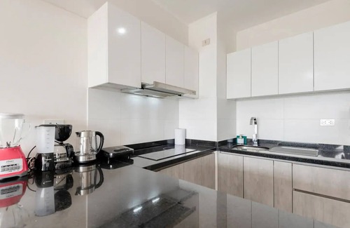 Barranco Apartment | Keyless 1BR | Ocean View | TV 65" | Peruvian 1806