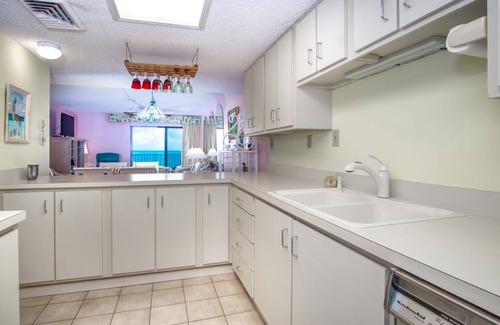 Key Colony Beach Condo | Keys Please in Key Colony Beach