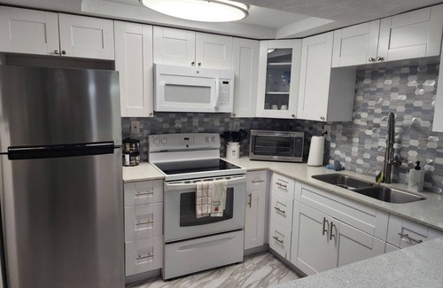 East Naples Cottage | Keys stilt cottage lower unit