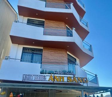 Da Lat Hotel | Khách sạn Ánh Sáng - Light House