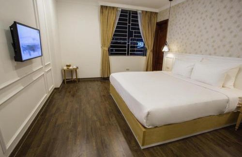 Dong Da Hotel | Khách Sạn A83Hotel