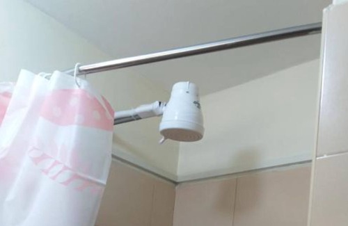 Ngara West Hotel | Khadz Nest