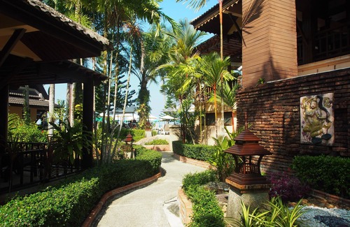 Khuekkhak Resort | Khao Lak Palm Beach Resort