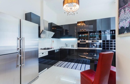 Lypky Apartment | Khreschatyk Apartments