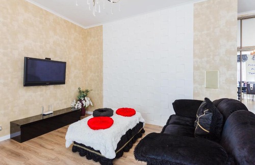 Lypky Apartment | Khreschatyk Apartments
