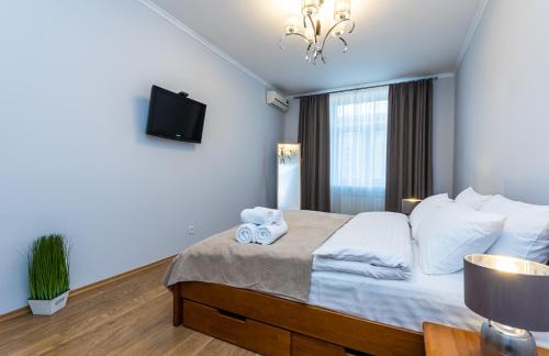 Lypky Apartment | Khreschatyk. Independence Sq. 2 BR