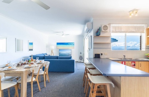 Nelson Bay Apartment | Kiah 12, 53 Victoria Pde - Panoramic water views, Wifi and Air Con