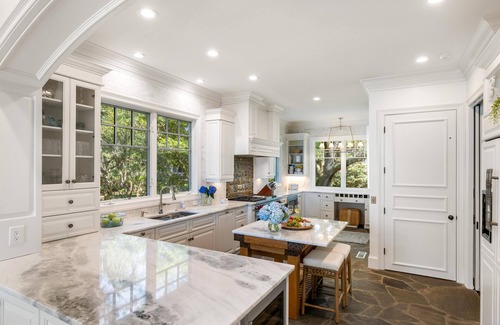 Vanderhorst Plantation House | Kiawah Riverfront Home with Private Dock + Pool and Spa