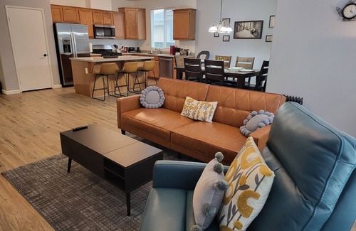 Victorville House | Kid Friendly Comfy Get Away
