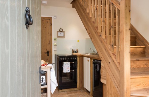 Ellemford Cottage | KIDCLEUGH HIDE, pet friendly, with open fire in Duns