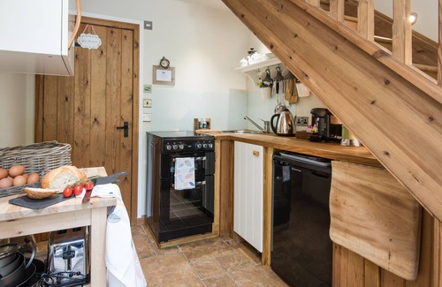 Ellemford Cottage | KIDCLEUGH HIDE, pet friendly, with open fire in Duns