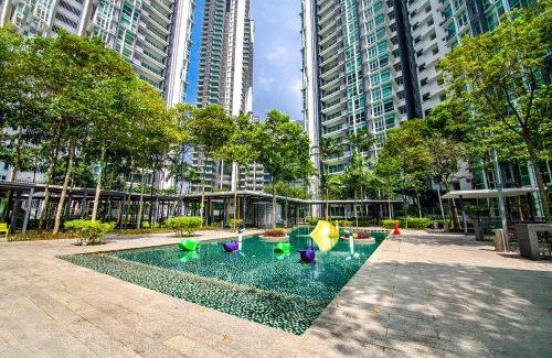 Medini Apartment | KidsCastle Signature JB Legoland - Muji Family Slide