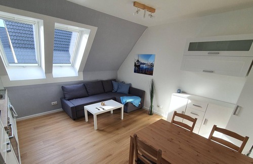 Russee - Hammer Apartment | Kiel-Russee, Parkplatz, Ladesäule, CO2 frei