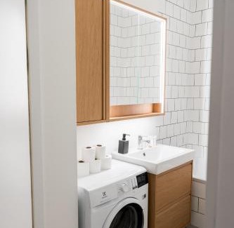 Wilda Apartment | Kilińskiego Spacious Apartment by BookingHost