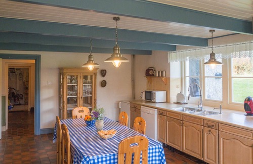 Clifden Ski Chalet | Kill House an elegant historic property