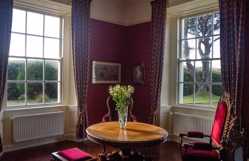 Clifden Ski Chalet | Kill House an elegant historic property