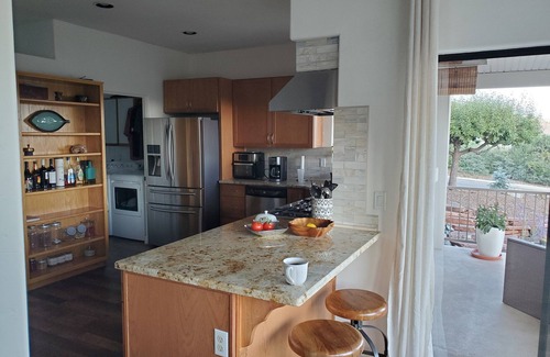 Prescott House | Killer views, central, walk or bike downtown in minutes