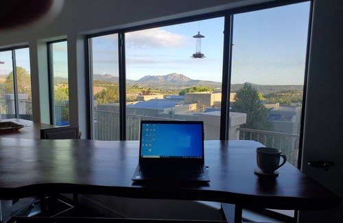Prescott House | Killer views, central, walk or bike downtown in minutes
