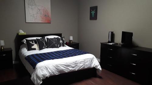 East Kootenay House | Kimberley Downtown Accommodation