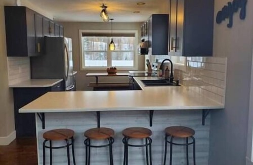 East Kootenay House | Kimberley Mountain Duplex Chalet close to Golfing