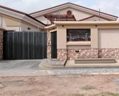 Nungua House | King Boateng's Village