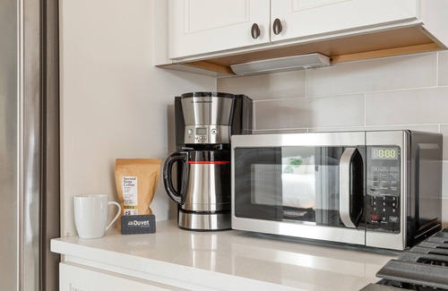 Westside Apartment | King Charles A: Exquisite Renovation & Design