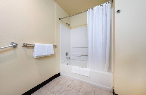 Pasco Hotel | King City Motel by OYO Pasco