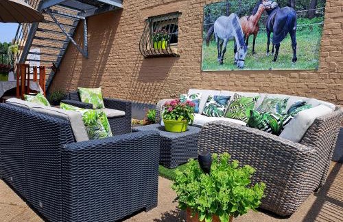 Zutendaal Apartment | King of Gold Stables appartement met stalling voor 5 paarden