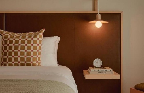 San Jacinto Hotel | King Room w/Balcony Overlooking Courtyard Pool + Rooftop Bar