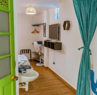 El Cabrero Apartment | King's Apartments 302